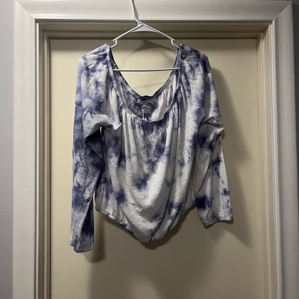 Women’s Z Supply Top
